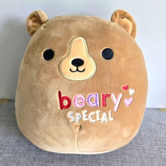 Squishmallows Omar Brown Beary Special Hearts Toy Plush Jungle Bear 9" - Picture 1 of 4